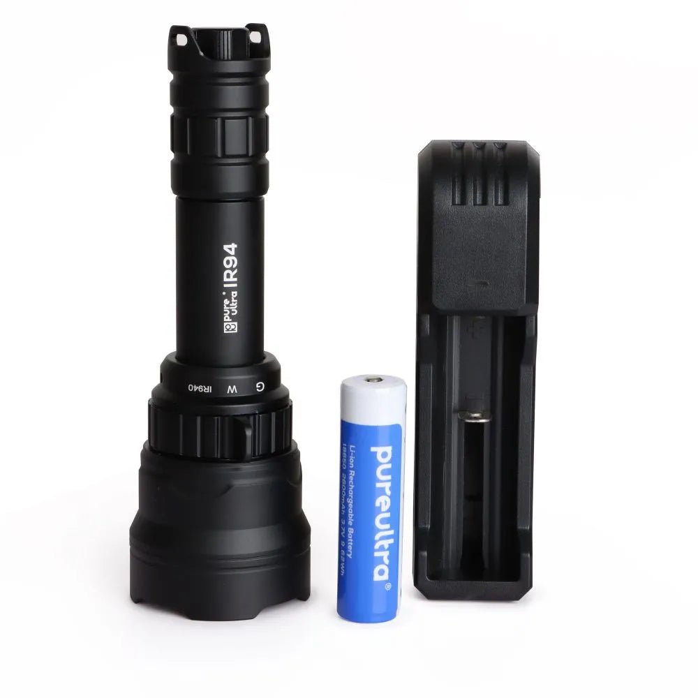 IR94 LED-Taschenlampe – 3-in-1 Licht (Weiß, Grün, IR940nm) mit Zoom & Dimmer - PureUltra