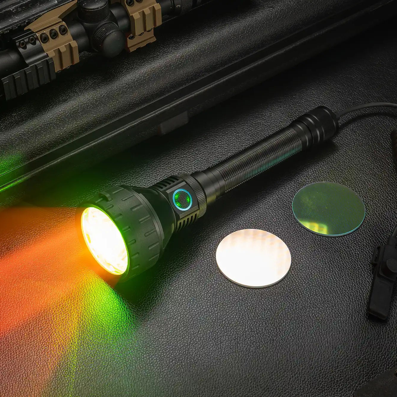 T32 Taschenlampe – 3.200 Lumen, 1.150 m Reichweite, USB-C - PureUltra