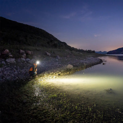H12 Stirnlampe Wiederaufladbar 1200 Lumen, 150m Reichweite, USB-C - PureUltra