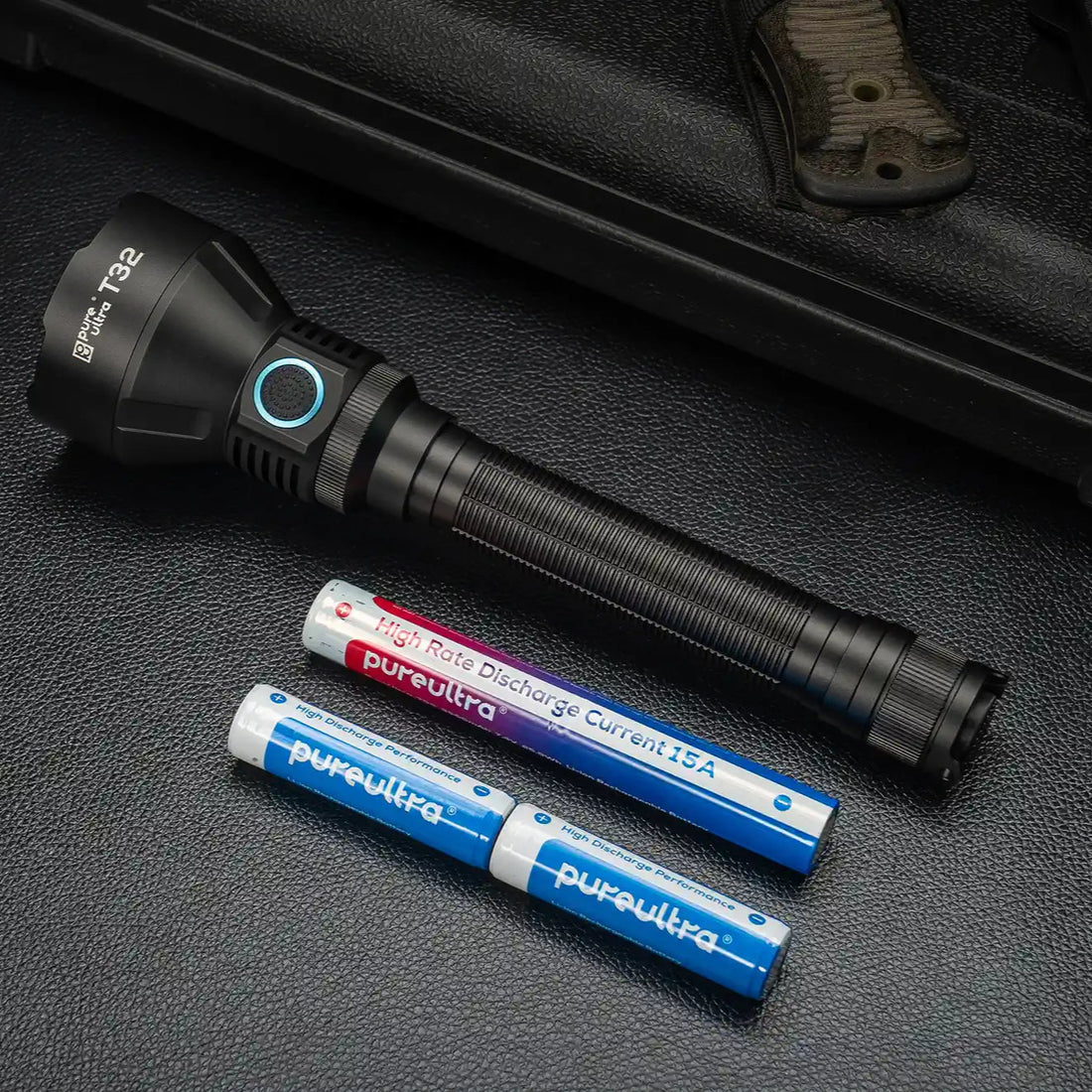 T32 Taschenlampe – 3.200 Lumen, 1.150 m Reichweite, USB-C - PureUltra