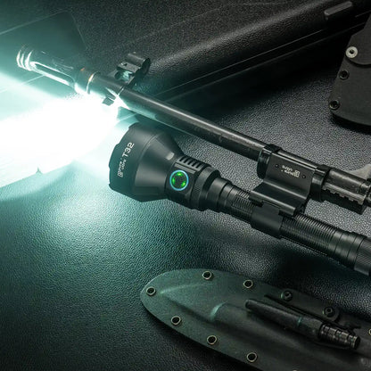 T32 Taschenlampe – 3.200 Lumen, 1.150 m Reichweite, USB-C - PureUltra