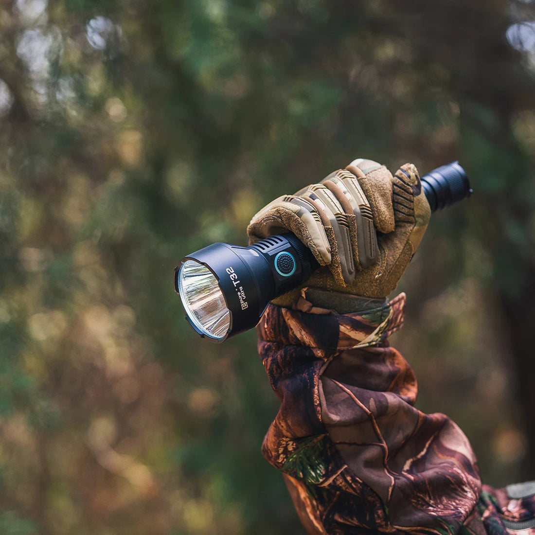 T32 Taschenlampe – 3.200 Lumen, 1.150 m Reichweite, USB-C - PureUltra