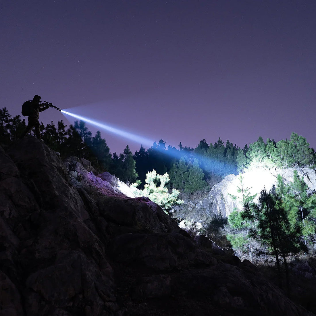 T32 Taschenlampe – 3.200 Lumen, 1.150 m Reichweite, USB-C - PureUltra