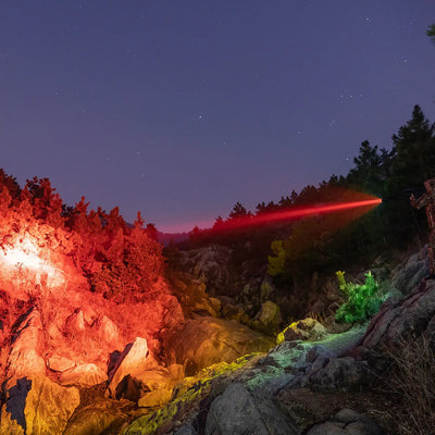T32 Taschenlampe – 3.200 Lumen, 1.150 m Reichweite, USB-C - PureUltra