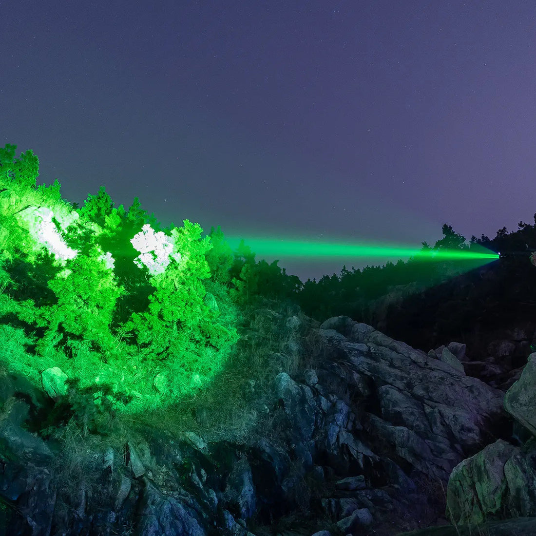 T32 Taschenlampe – 3.200 Lumen, 1.150 m Reichweite, USB-C - PureUltra