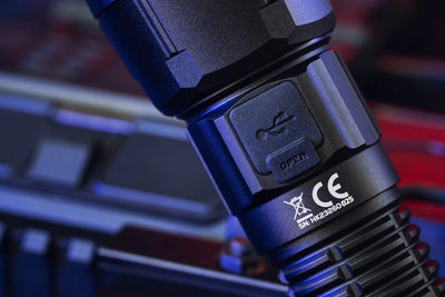 Hawk23 – kompakte LED Jagdlampe mit 2300 Lumen & 1000 m Reichweite - PureUltra