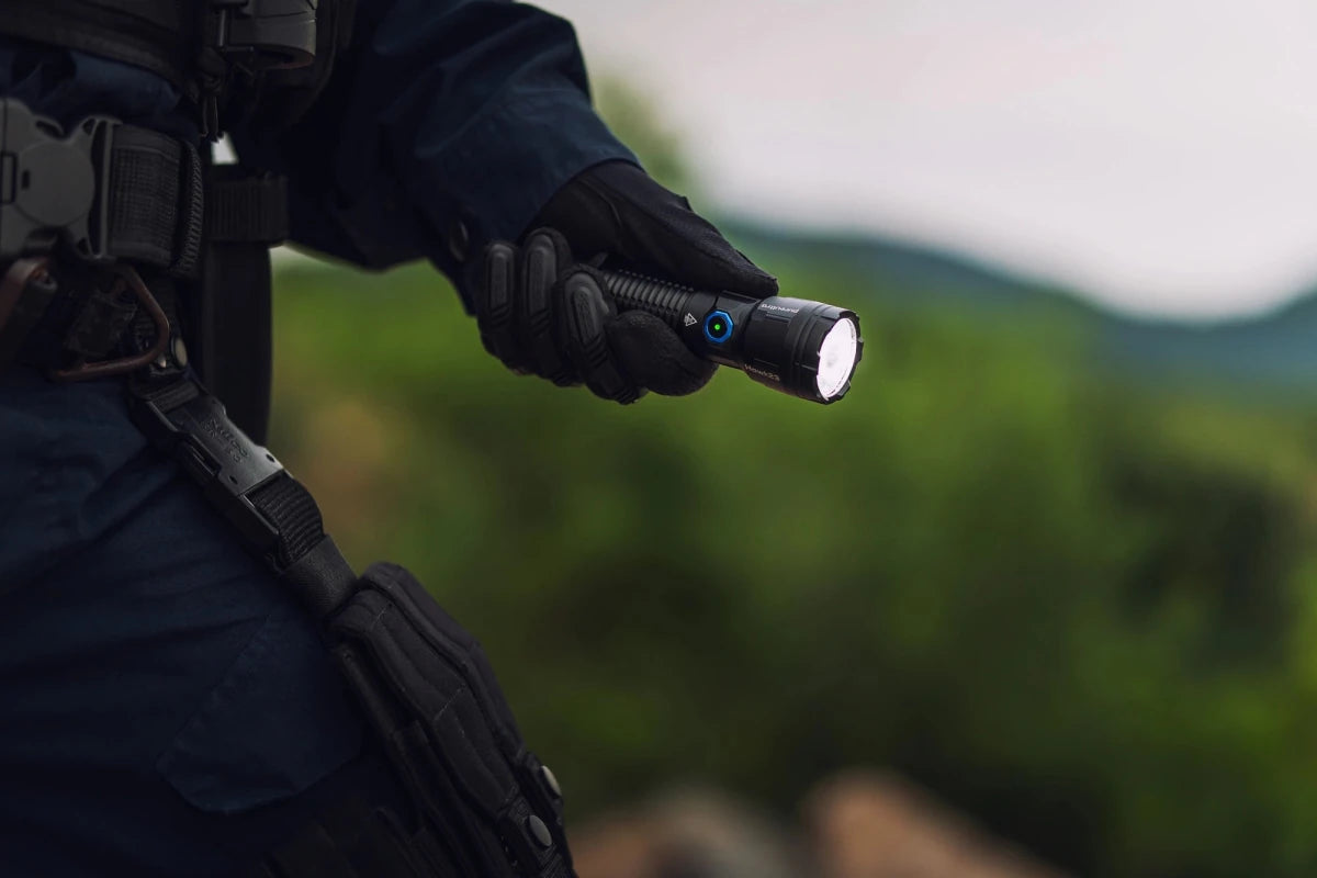 Hawk23 – kompakte LED Jagdlampe mit 2300 Lumen & 1000 m Reichweite - PureUltra
