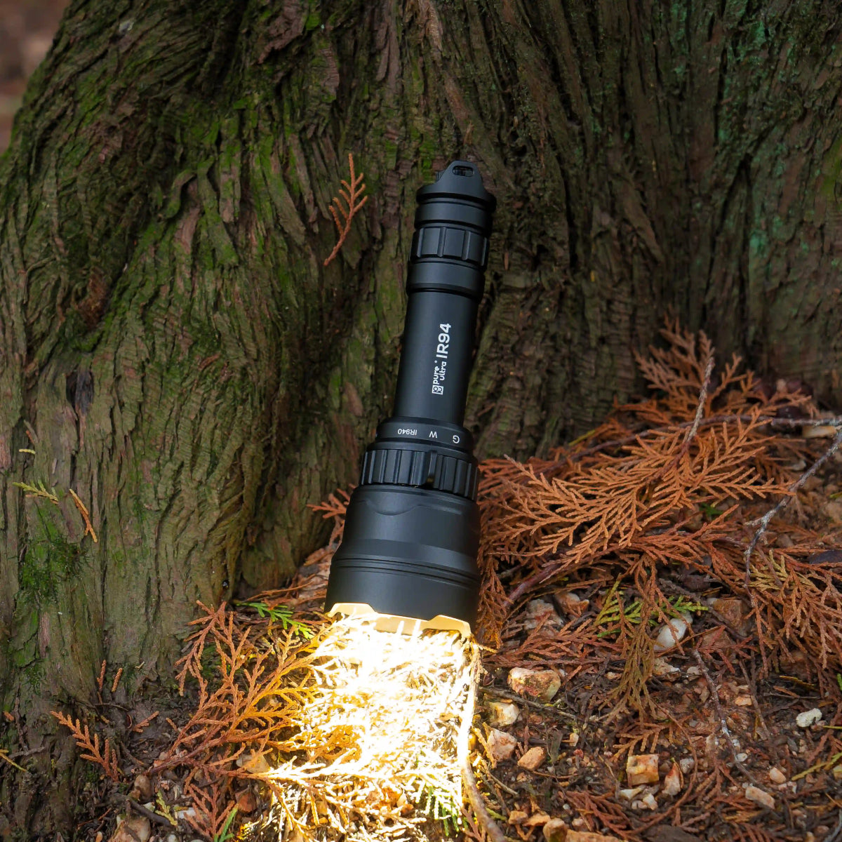 IR94 LED - Taschenlampe – 3 - in - 1 Licht (Weiß, Grün, IR940nm) mit Zoom & Dimmer - PureUltra