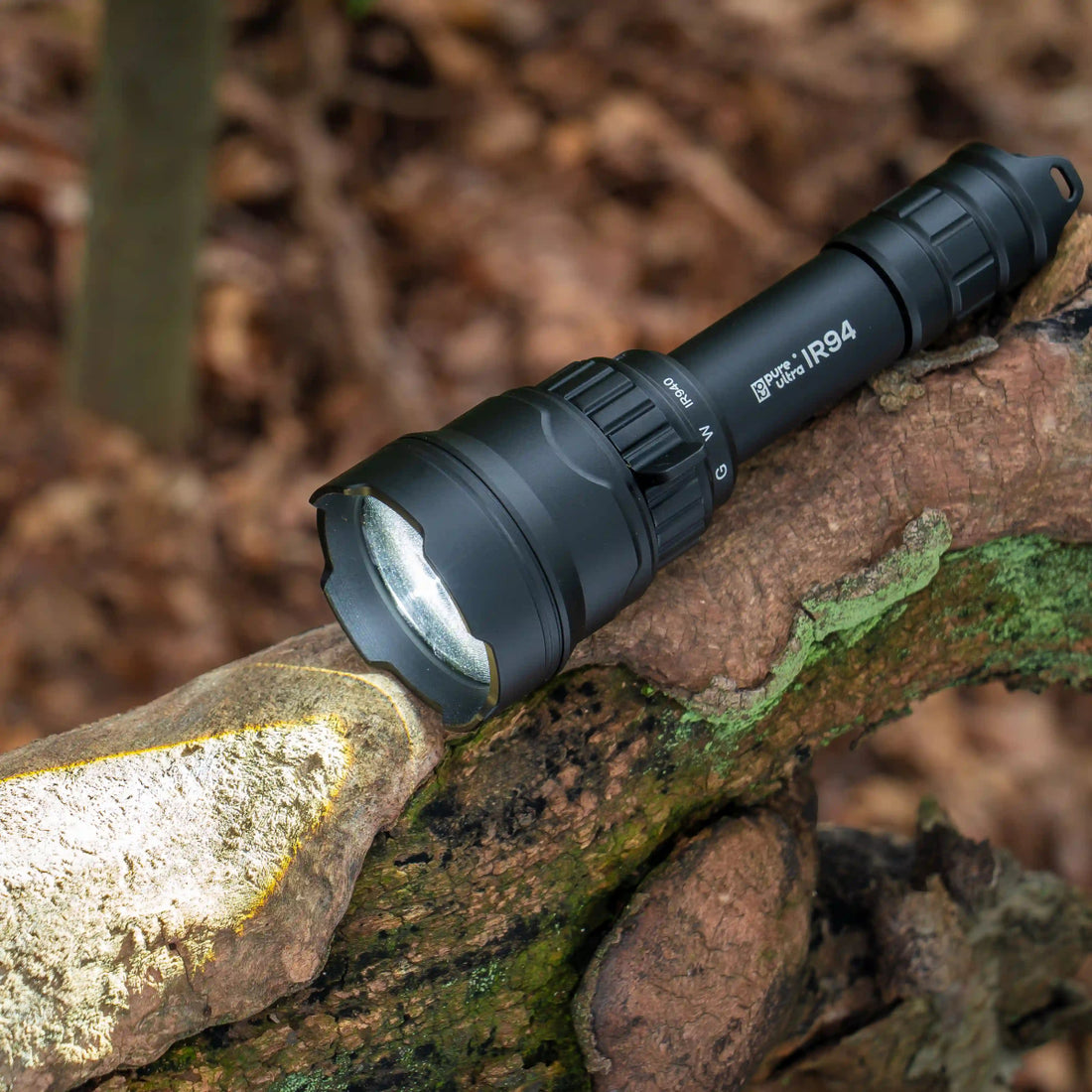 IR94 LED - Taschenlampe – 3 - in - 1 Licht (Weiß, Grün, IR940nm) mit Zoom & Dimmer - PureUltra