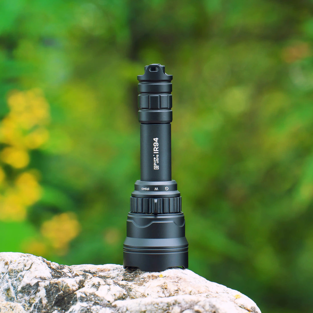 IR94 LED - Taschenlampe – 3 - in - 1 Licht (Weiß, Grün, IR940nm) mit Zoom & Dimmer - PureUltra