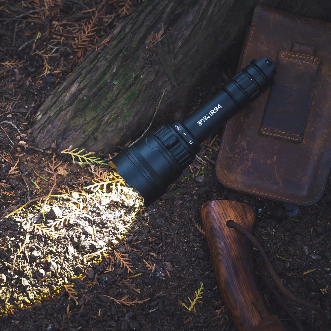 IR94 LED - Taschenlampe – 3 - in - 1 Licht (Weiß, Grün, IR940nm) mit Zoom & Dimmer - PureUltra