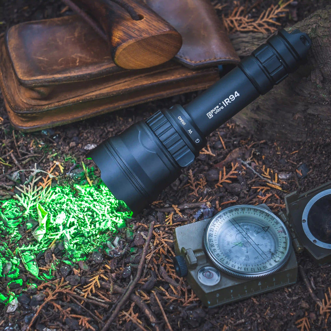 IR94 LED - Taschenlampe – 3 - in - 1 Licht (Weiß, Grün, IR940nm) mit Zoom & Dimmer - PureUltra