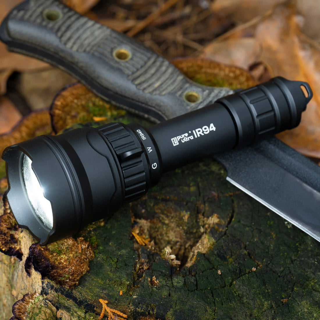 IR94 LED - Taschenlampe – 3 - in - 1 Licht (Weiß, Grün, IR940nm) mit Zoom & Dimmer - PureUltra