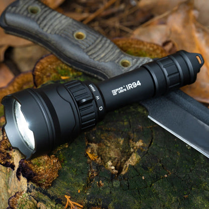 IR94 LED - Taschenlampe – 3 - in - 1 Licht (Weiß, Grün, IR940nm) mit Zoom & Dimmer - PureUltra