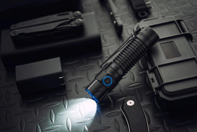 PocketBolt40 EDC LED Taschenlampe – 4.000 Lumen, 365m Reichweite, USB - C - PureUltra